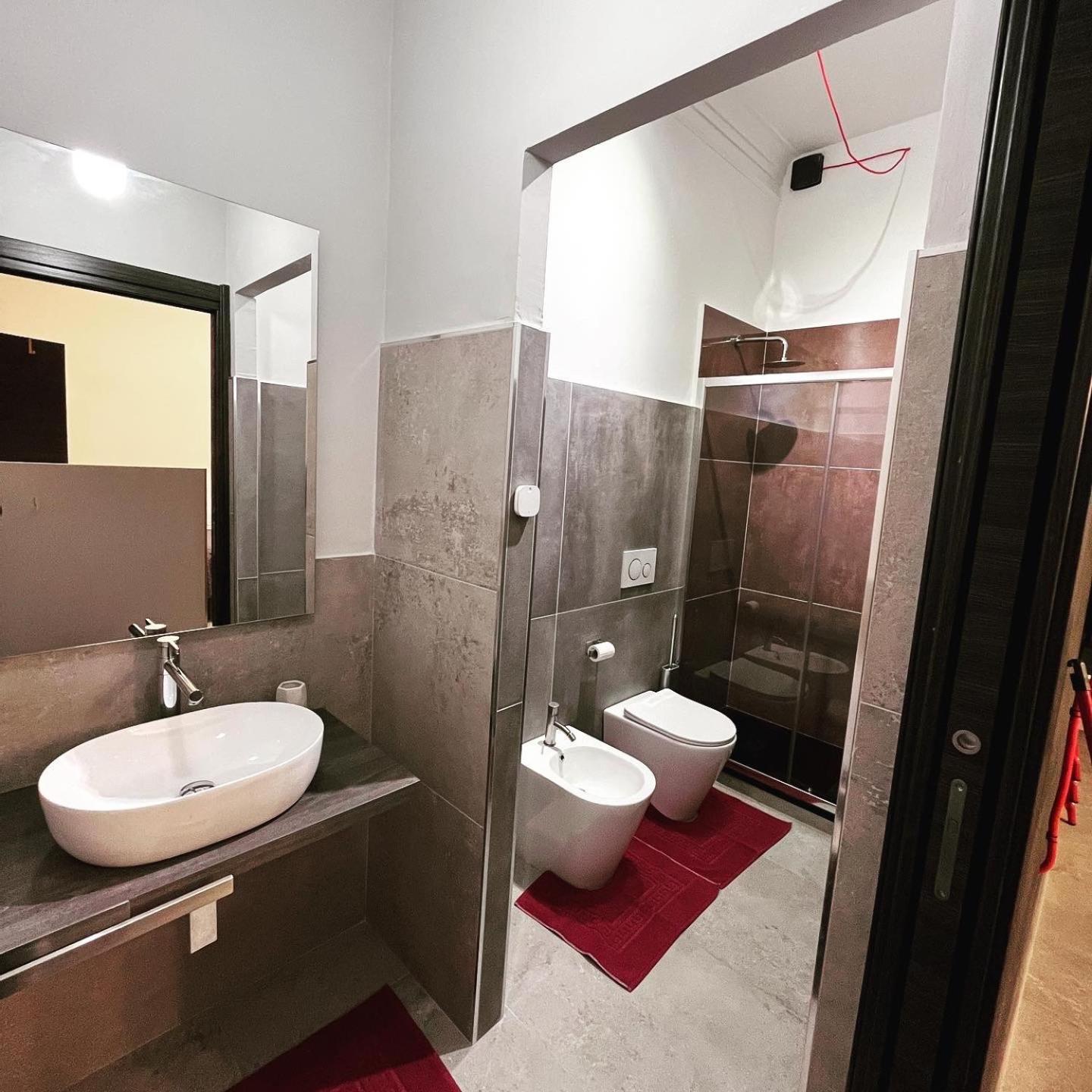 Minardi Apartments Верчеллі Екстер'єр фото